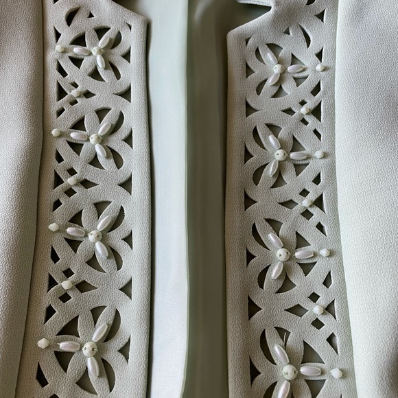 TAHARI blazer by Arthur S. Levine - Picture 3 of 5